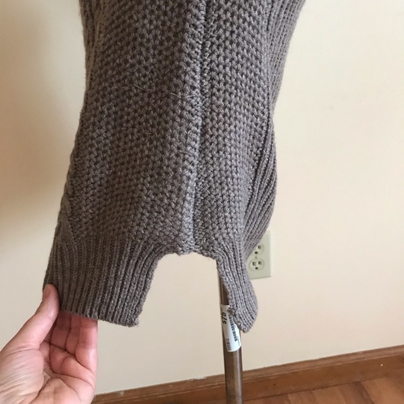 SWEATER DRESS - Picture 3 of 5